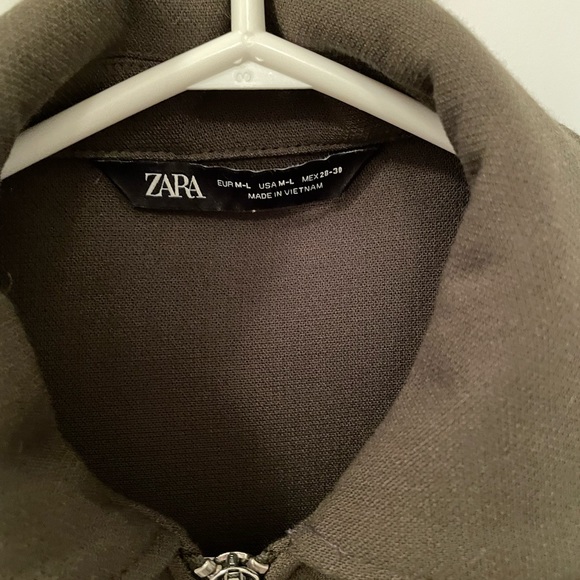 Size M-L Green Zara Half Zip Sweatshirt with front pocket - Picture 3 of 5